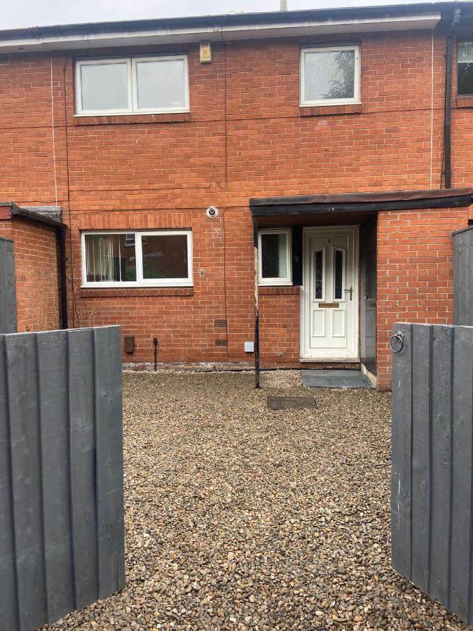 Manchester - Eccles - Business - Contractors - Families - Discounts Available Dış mekan fotoğraf