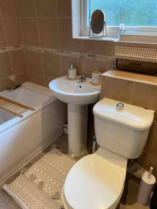 Manchester - Eccles - Business - Contractors - Families - Discounts Available Dış mekan fotoğraf